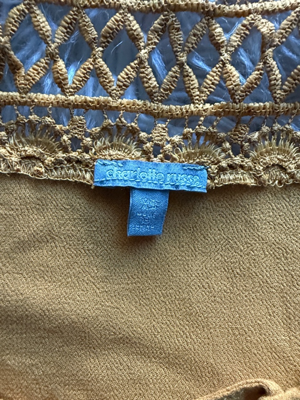 💛TIE DETAIL COLD SHOULDER BLOUSE🧡 - Picture 3 of 8
